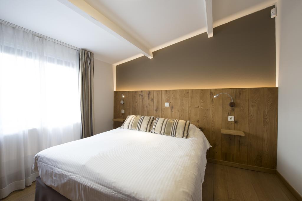 Hotel Le Fournil Redu Dış mekan fotoğraf